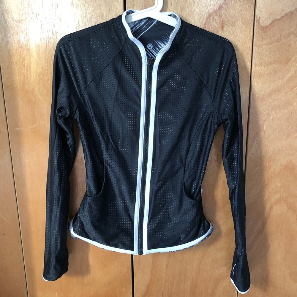Lululemon Find Your Bliss Reversible Jacket - Picture 2 of 6